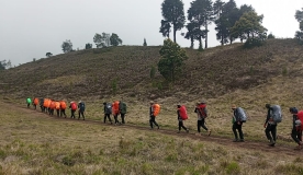 puncak Prau 2.590 mdpl puncak Prau 2.590 mdpl